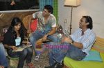 Akshay Kumar, Arjun Rampal visit Housefull Contest Winner Home in Andheri, Mumbai on 24th April 2010 (9).JPG